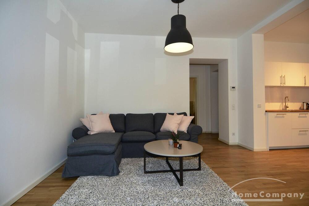 Beautiful one bedroom apartment in Mitte, furnished