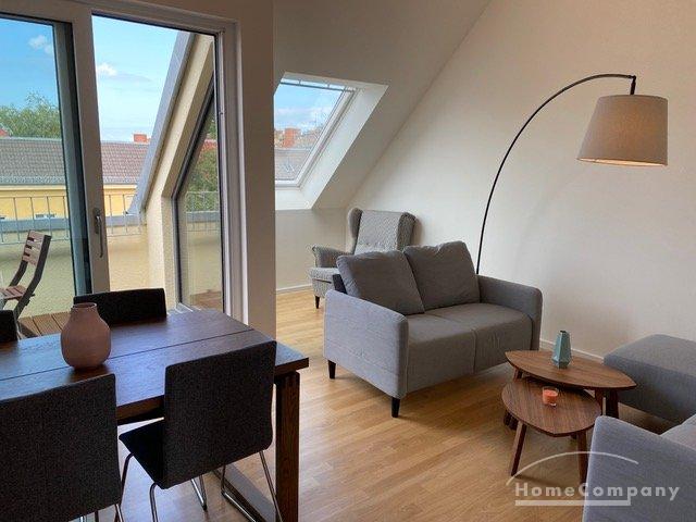 3 room attic apartment in Kreuzberg, furnished