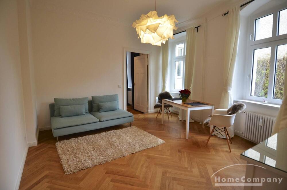 Quiet 2 Bedroom flat in West Berlin, Charlottenburg Palace, Furnished