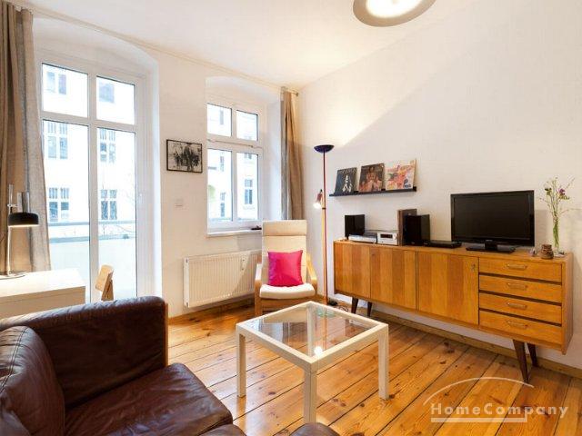 Modernly Equipped Studio Flat with Balcony in Berlin Friedrichshain, Furnished