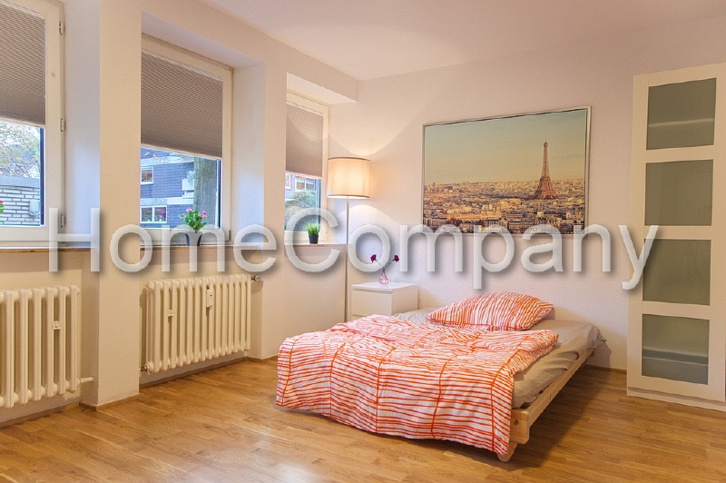 Attractive furnished apartment in Gelsenkirchen’s Buer district, just a short journey to BP/Ruhr Oel, Uniper and the Chemiepark Marl industrial estate.