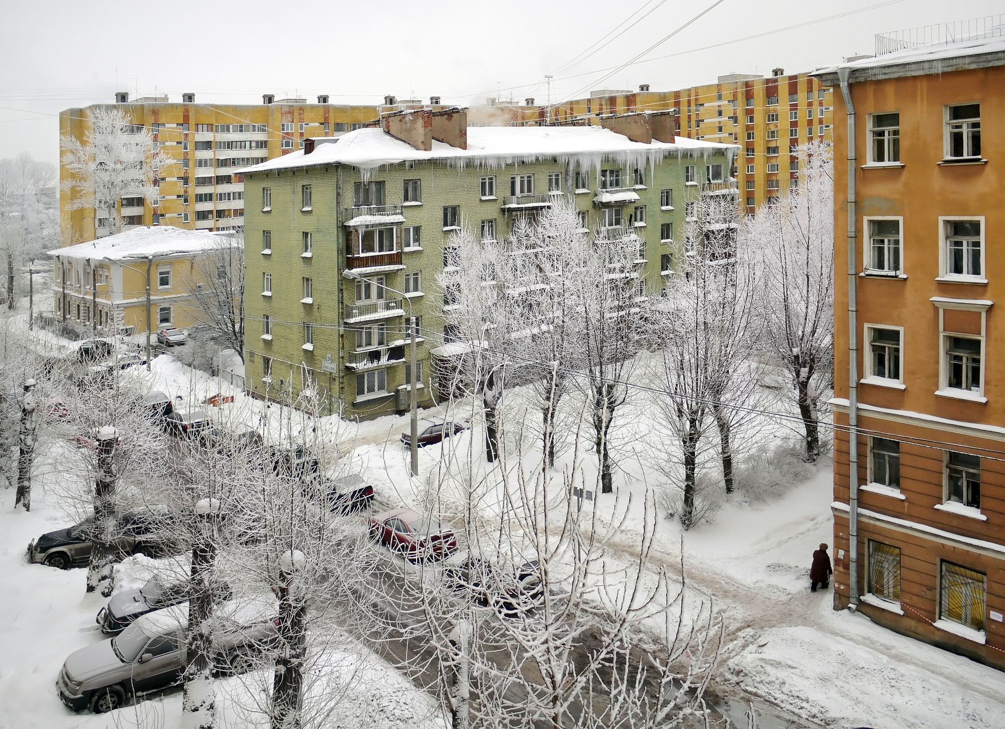 Lack of space in major cities: overcrowding three times as high as in rural areas