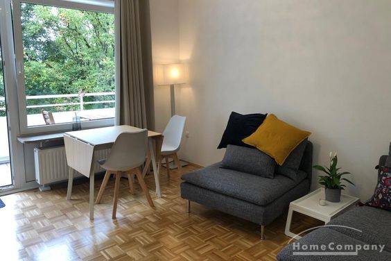 Neu möbliertes 1-Zimmer-Apartment mit Balkon in Bogenhausen