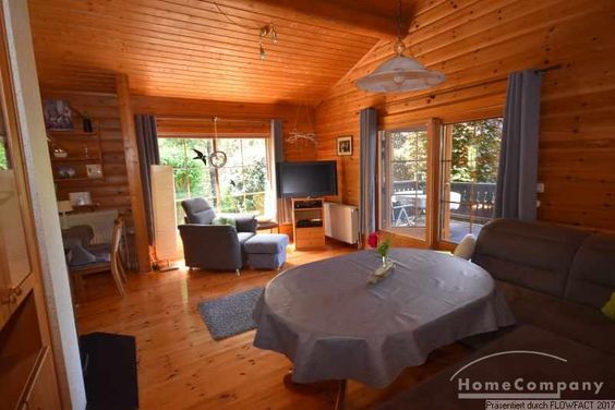 Traumhaftes Blockhaus mit Garten und Seezugang