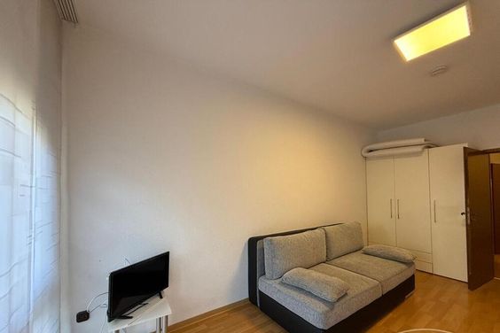 Westend (8055906) Single Apartment mit Terrasse und PKW-Stellplatz