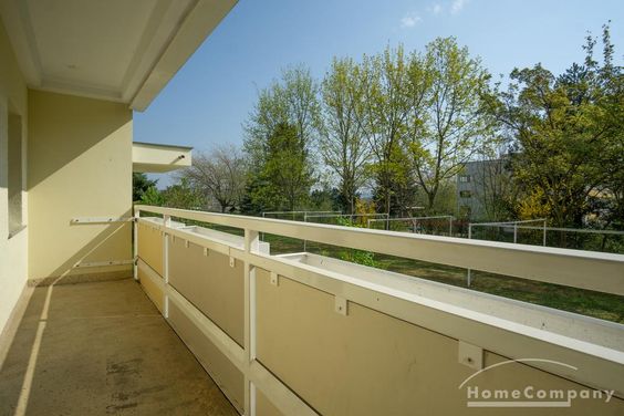 20311 HomeCompany Dresden Möbliert/Furnished 3-Zimmer Wohnung mit Balkon in Dresden-Strehlen max. 4 Personen