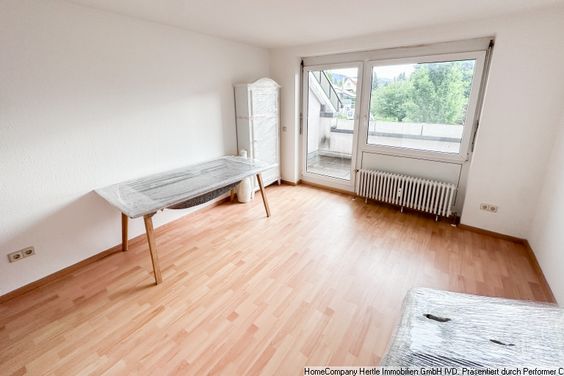 Solide und praktische Single-Wohnung in guter Lage von Gundelfingen mit Balkon im gepflegten Mehrfamilienhaus.