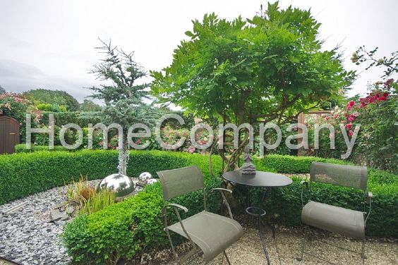 Attraktiv möblierte Wohnung mit eigenem Eingang, Terrasse und PKW-Stellplatz in Bochum-Stiepel