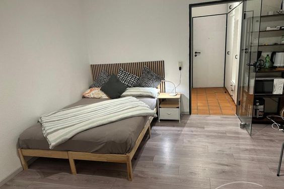 Möblierte 1-Zimmerwohnung in Köln-Lindenthal!