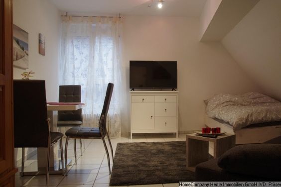 kurz vor Vertragsunterzeichnung: Ruhig & möbliert für 3-12 Monate im Zentrum