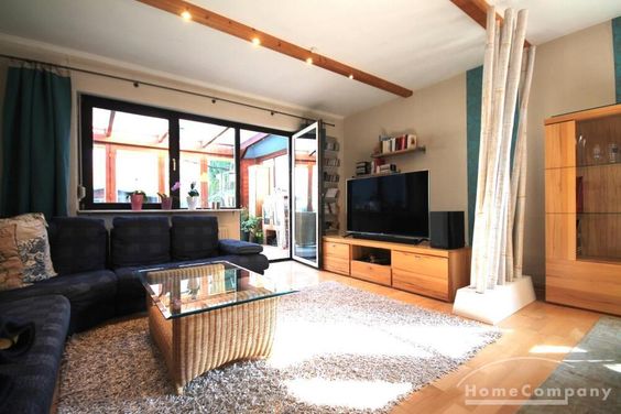 Rödelheim (8070173) Großflächiges Haus mit Garten, komplett möbliert & ausgestattet