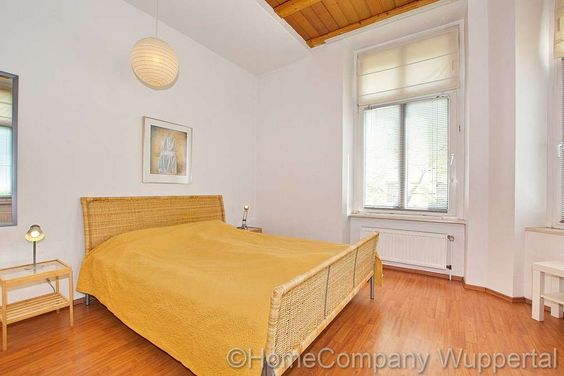 Arrenberg! Schöne, geräumige Stadtwohnung mit DSL Anschluß in begehrter Lage