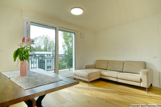 Sehr helle und moderne möblierte Wohnung, befristet bis 30.04.2026