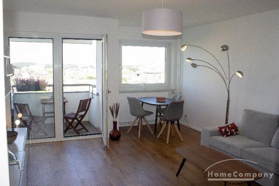 Rundumblick- Wohnung im 14 Stock on City West