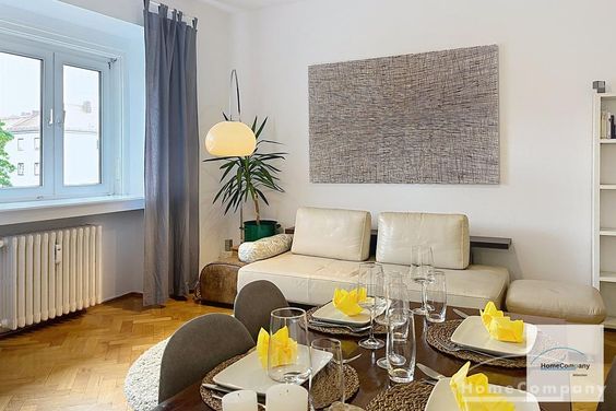***Hochwertig möblierte 3,5-Zimmer-Wohnung mit Balkon in Schwabing