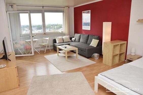 Langenhagen, Zentral gelegene möblierte Wohnung mit Internet im 8. OG mit Lift