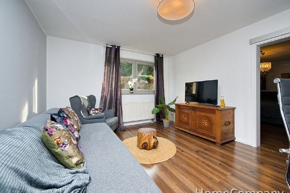 Komplett ausgestattete, schöne Wohnung in ruhiger Lage von Meerbusch Strümp