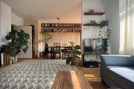 ***Bornheim (8072140) Möbliert & modernisierte Altbauwohnung in Bornheim