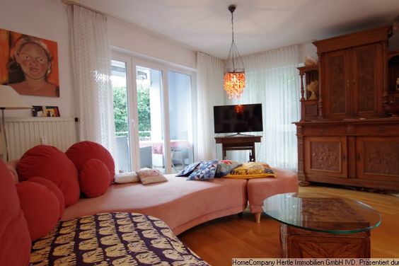 Hochwertig & angenehm möbliert mit Balkon für 3-4 Monate in toller Lage von Bad Krozingen