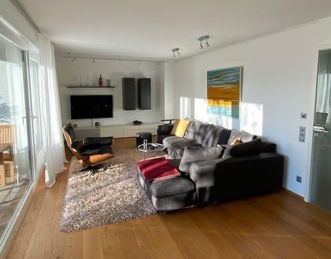 3 Zimmer Wohnung in Top Lage, hochwertige Ausstattung, Tiefgarage und Fahrstuhl