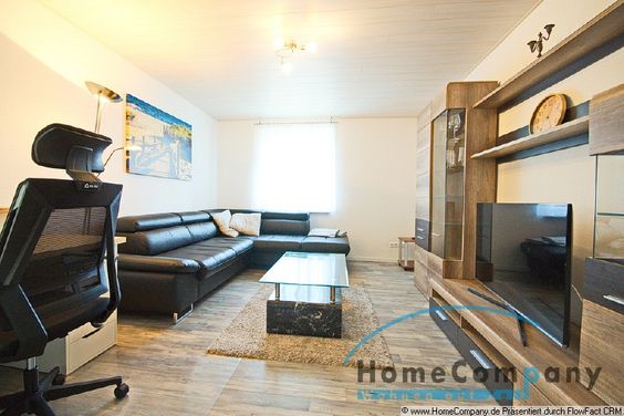 Hochwertig und modern eingerichtet. Großzügige Wohnung mit Internet-Flatrate.