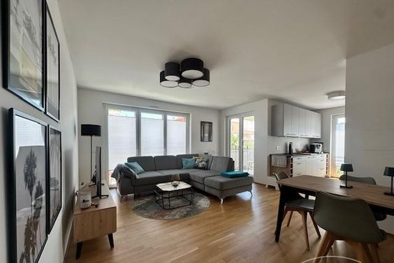 ***Niederrad (8072169) modern möblierte Neubauwohnung mit 2 Schlafzimmern