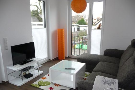 2 Zi.Whg., möbliert, 1. OG mit Balkon