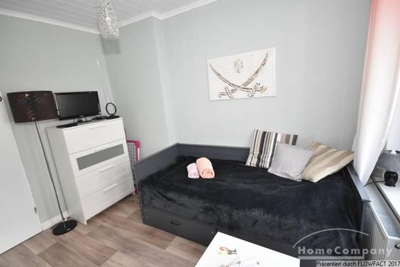 Modernes Apartment mit Balkon im Viertel