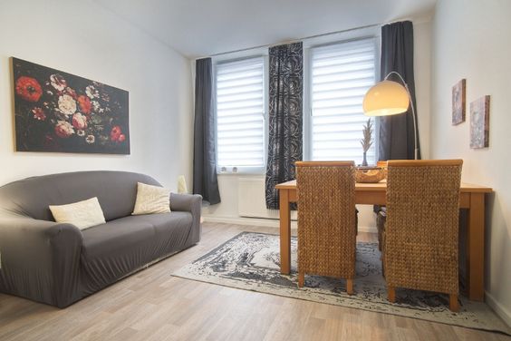 Ansprechend eingerichtete Wohnung in ruhiger, zentraler Wohnlage, Internetzugang vorhanden