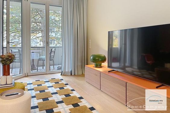 ***Exklusiv möblierte 2-Zimmer-Wohnung mit Balkon in Alt-Bogenhausen