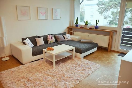 Ahlem, Sehr schöne, helle und modern möblierte Wohnung mit Balkon