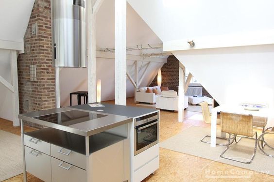 Voll möbliertes Loft in historischer Villa in direkter Rheinlage in der Bonner Südstadt!