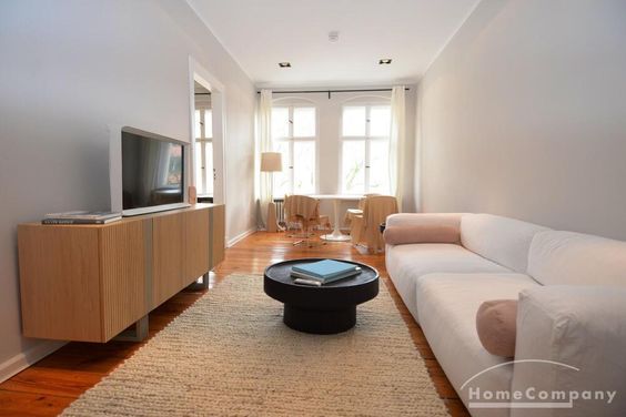 Schöne 3 Zi Wohnung Nähe Savignyplatz, mit Parkplatz und Fitnesstudio