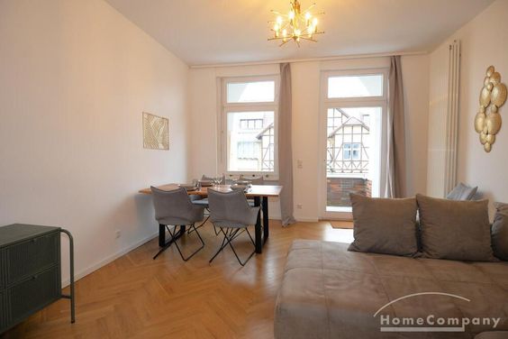 Große 3-Zimmer-Wohnung in Steglitz mit Balkon, möbliert