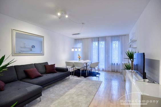 ***Schönes möbliertes 3-Zimmer-Stadthaus über 2 Ebenen mitten in München