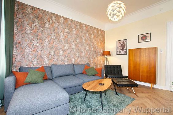 Alles Neu! Charmante 2-Zimmerwohnung mit Internetzugang in Wuppertal-Barmen