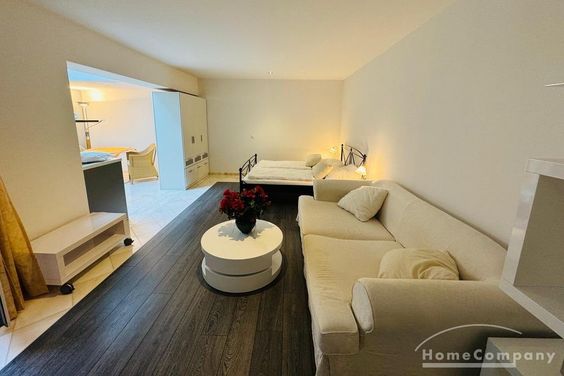 Modern möbliertes Souterrain-Apartment in Waldtrudering