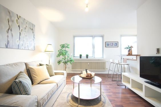 Ansprechende Wohnung in zentraler, attraktiver Wohnlage, W-LAN möglich, wenige Minuten zur U-Bahn