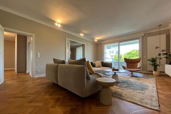*** Westend (8072157) Exklusiv möblierte Wohnung im Westend – saniert, mit Aufzug & Garage