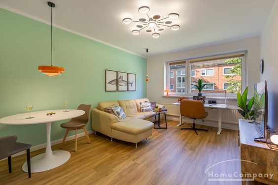 Hochwertig sanierte und möblierte Wohnung in Kiel-Ellerbek