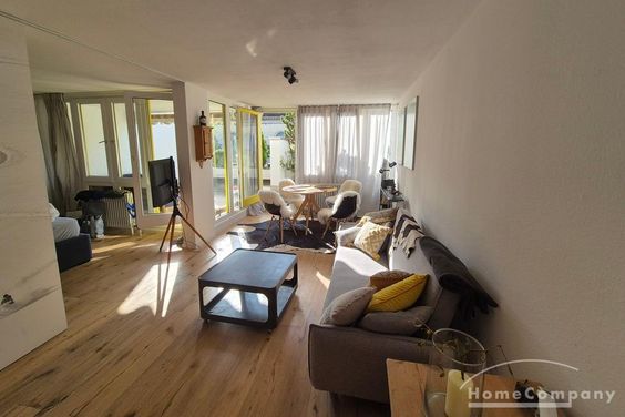 Modern möbliertes 1-Zimmer-Apartment mit großem Balkon in der Maxvorstadt