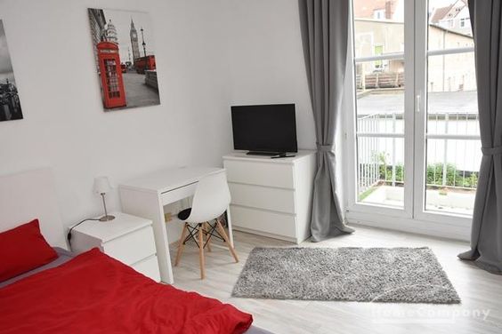 Döhren-Waldhausen-Seelhorst, Modern möblierte Einzimmerwohnung mit Balkon und Internet Nähe Maschsee