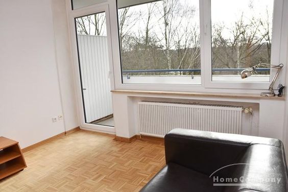 Südstadt, Apartment im 4.OG mit Lift, schöne Loggia, verkehrsgünstig