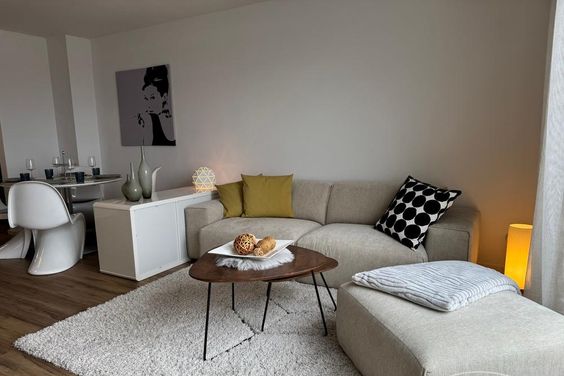 ***Stilvolle, möblierte 2-Zimmer-Wohnung am Valentinspark in Unterschleißheim