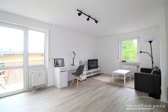 Möbliert/Furnished 1-Zimmer Apartment mit Balkon Dresden-Plauen max. 2 Personen