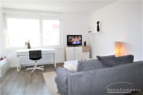 Möbliert/Furnished 1-Zimmer Dachgeschoß-Apartment in Dresden-Strehlen / Uninähe mit Terrasse!