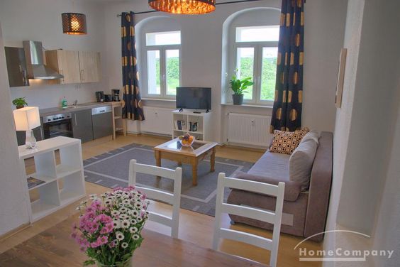 182271 HomeCompany Dresden Furnished/Möbliert Große 3-Zimmer Wohnung in Dresden – Dobritz max. 4 Personen