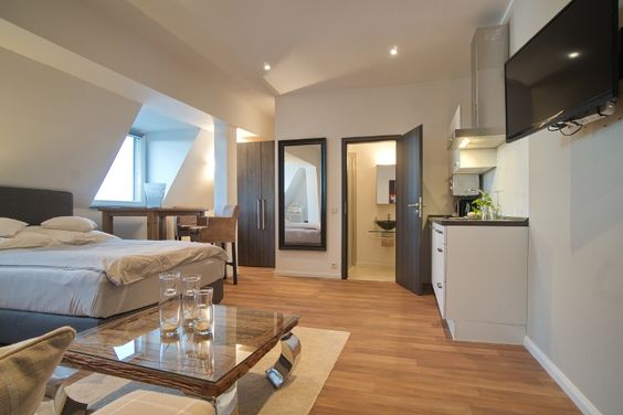 Ihr Zuhause in der südlichen City von Essen: Komfortables Apartment mit Internetzugang und Komplettausstattung