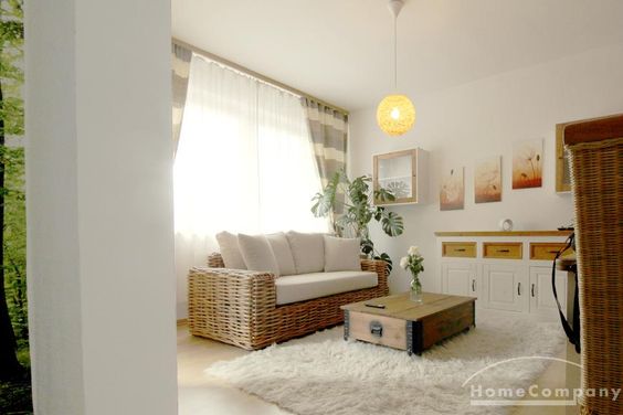 Möbliert/Furnished 2-Zimmer Apartment mit Balkon in Dresden-Altstadt max. 2 Personen