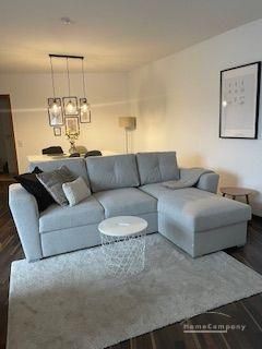 Charmante möblierte 2-Zimmer-Wohnung mit Balkon & Tiefgaragenstellplatz in Köln-Holweide